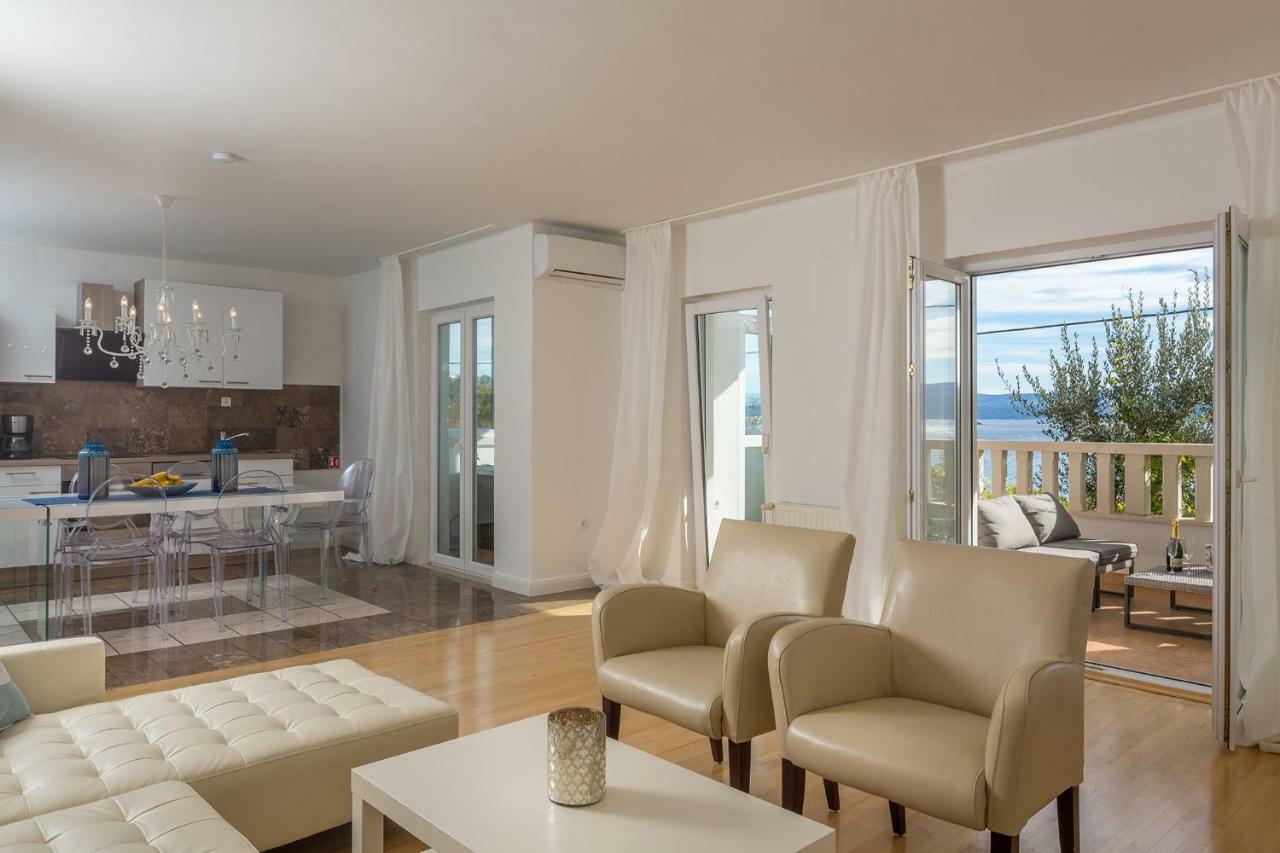 Apartments Villa Lux Дуги Рат Екстериор снимка